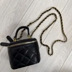 ブラックキルティングショルダーバッグ