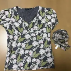 LAURA ASHLEY 花柄ブラウス　スカーフ付きのサムネイル