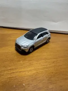 トミカ 三菱 RVR シルバー　＊トミカ標識セット＊