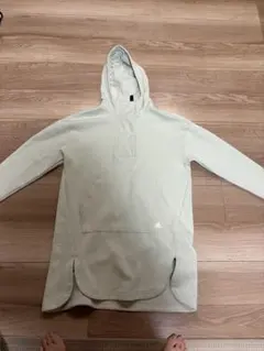 adidasかわいいワンピースのサムネイル