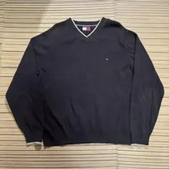 TOMMY HILFIGER ダークグレー Vネックセーター