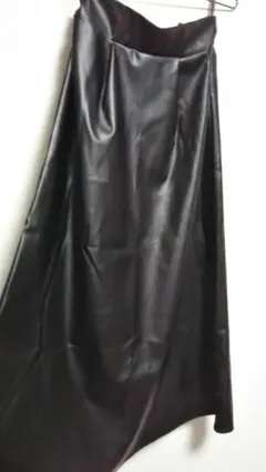 レザー風ロングスカート M