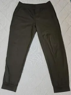 UNIQLO ウルトラストレッチアクティブジョガーパンツ Lサイズ