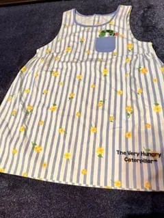 保育士エプロン　はらぺこあおむし