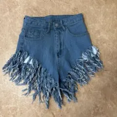 フリンジ付きデニムショートパンツ XS