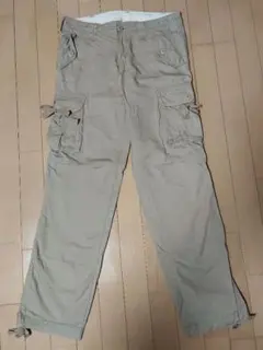 ベージュ カーゴパンツ 4ポケット　Mサイズ