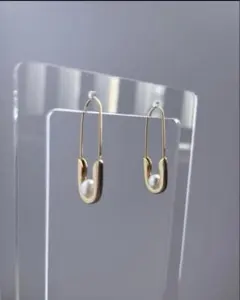 安全ピン　ピアス　パール