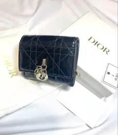未使用級✨DIOR 二つ折り My Dior Glycine ブラック チャーム - メルカリ