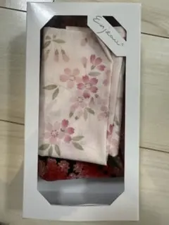 桜の花柄と赤い花柄のセット