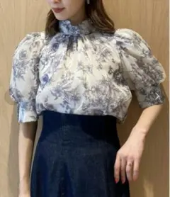 snidel スナイデル　Sustainable オーガンシースルーブラウス