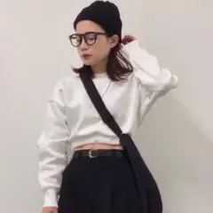 GU クロップド トレーナー スウェット ホワイト 白 裏起毛