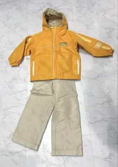 Item thumbnail for item 396eba68-0137-48f2-9a5f-2d0686c8907a