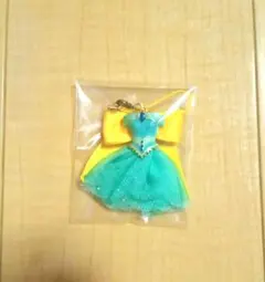 Item thumbnail for item f1028f10-e065-42ea-9f8f-30e3415ba8c8