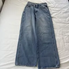 ブルー デニムジーンズのサムネイル