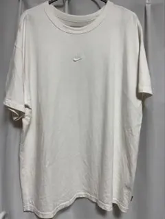 ナイキ　NIKE 白T 半袖　XL Tシャツのサムネイル
