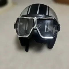 【美品・ゴーグル付】バイクヘルメットピンク×ホワイト125cc以下用（天気の子) 美品・ゴーグル付】半キャップ ピンク×ホワイト125cc以下用（天気の子