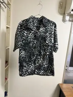【美品古着】ヒョウ柄 半袖シャツ ブラック・ホワイト