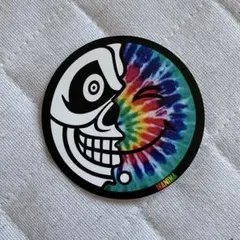 【WANIMA】 ステッカー 1枚 & スタッフが勝手に作ったアイマスク【4枚】 WANIMA「COMINATCHA!!」早期予約者特典“スタッフが勝手に作った