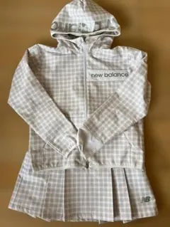 ニューバランス★SOFTSHELLFULLZIPHOODIE 、スカートM美品