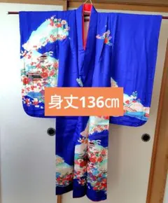 お値下げ中！【身丈136㎝】七五三 七歳用 古典柄 着物&帯セットのサムネイル