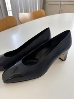 ブティックオーサキ　ポインテッドトゥ パンプス 中ヒール　23センチ