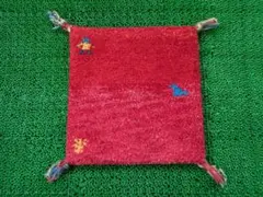 32×31cm ギャッベ 手織り 座布団サイズ 民族ギャッベ - メルカリ