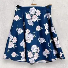 マジェスティックレゴン 花柄フレアスカート M ネイビー