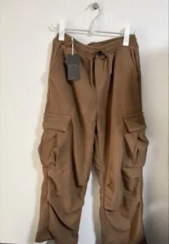 コーデュロイパンツ