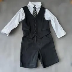 男の子 95フォーマルスーツ黒 4点セット セットアップ 卒園式 入学式