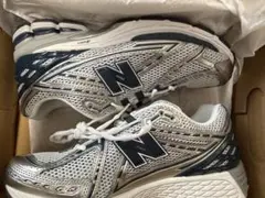 【タグ箱付き】 New Balance 1906R 定価19,800円のサムネイル