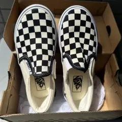 新品VANS チェッカーパターン スリッポン