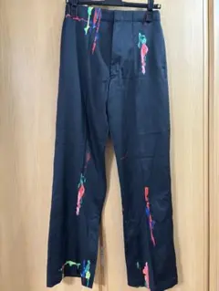 PUBLIC TOKYO スラックス　アートサテンフレアパンツ　01のサムネイル