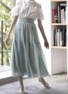 AND COUTURE シアー切替スカート　完売品のサムネイル