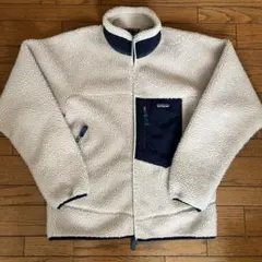 Patagonia フリースジャケット Mサイズ クリーム色　人気カラー⭐︎