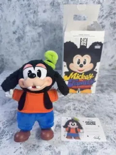 popmart ミッキーファミリー　グーフィー