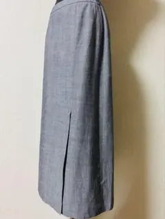 グレー タイトロングスカート 左前スリット
