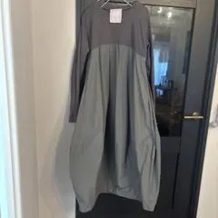 BEARDSLEY カーキ　長袖カットソーワンピース