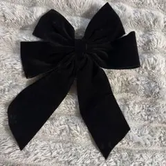 ブラックリボン　ヘアピン