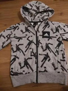 adidas☆グレー☆裏起毛パーカー☆120