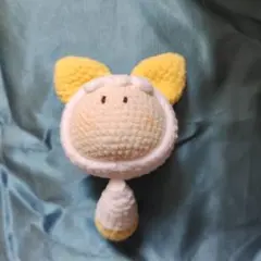 猫型ぬいぐるみ 白と黄色