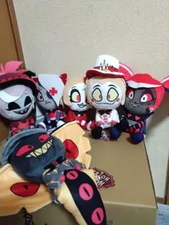 ハズビン・ホテルへようこそ おすわりぬいぐるみ