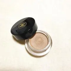 未使用　CHANEL オンブル プルミエール クレーム802 アンダートーンのサムネイル