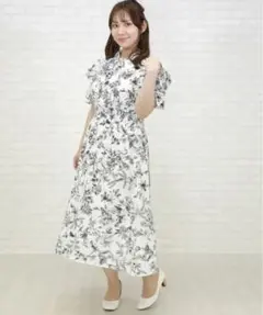 新品未使用 リジェイ スプル 花柄 ボウタイ ワンピース 4L 大きいサイズ