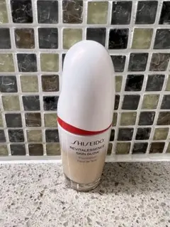 【ちみ様 専用ページ】資生堂エッセンススキングロウファンデ 240 Quartz