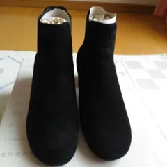 サイドゴアショートブーツ