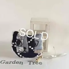 文ちゃん様専用ページミナペルホネンのハギレちゃんで猫ちゃんの小銭入れ☆