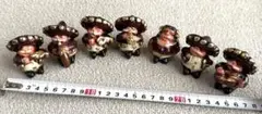 メキシコ　マリアッチの置物7体1セット赤色