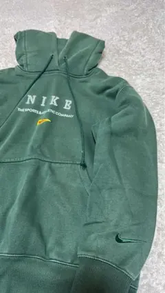NIKE パーカー グリーン 刺繍ロゴのサムネイル