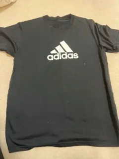 半袖 adidasTシャツ
