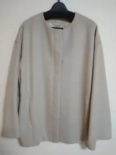 【新品】アンタイトル　ノーカラーコート